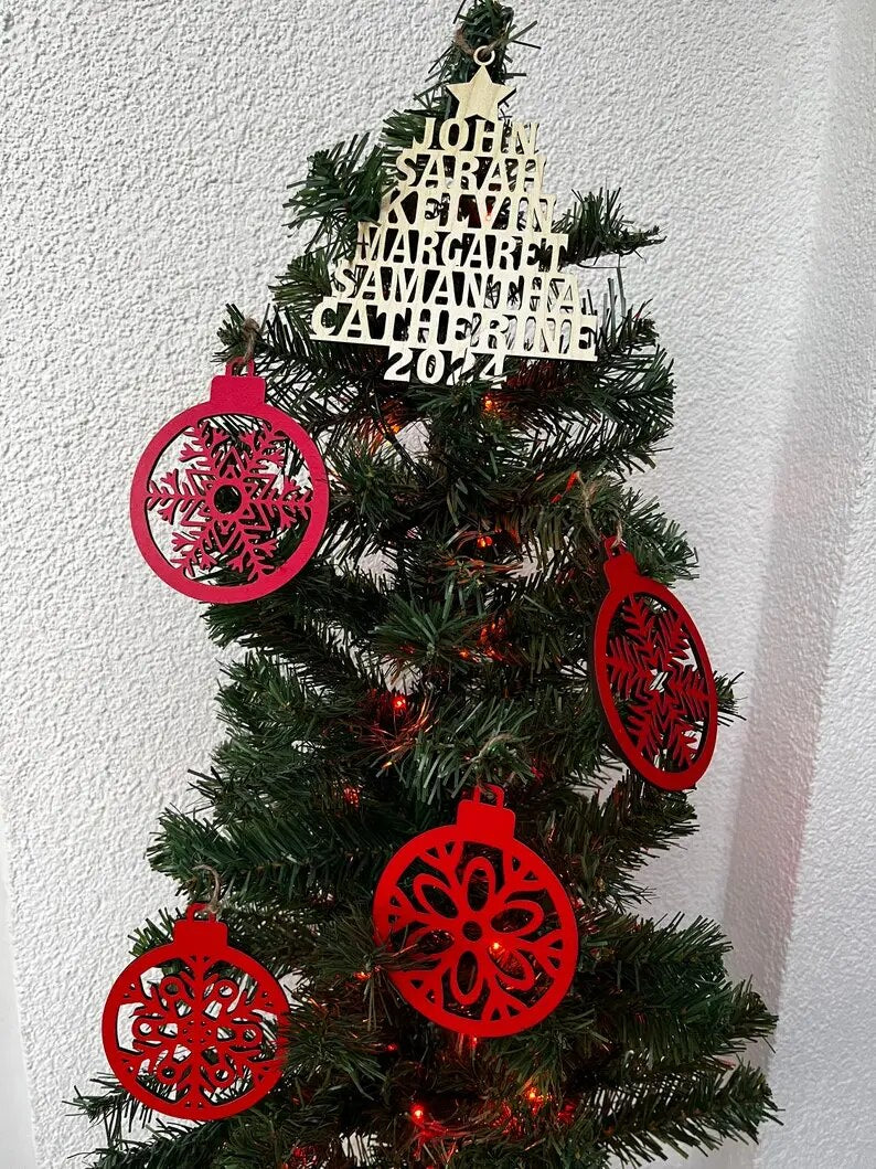Árvore de Natal da Família - Enfeite Personalizado da Família - Formato Personalizado em Madeira - Presente de Natal