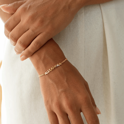 Pulseira Personalizada com Nome – Delicada & Exclusiva