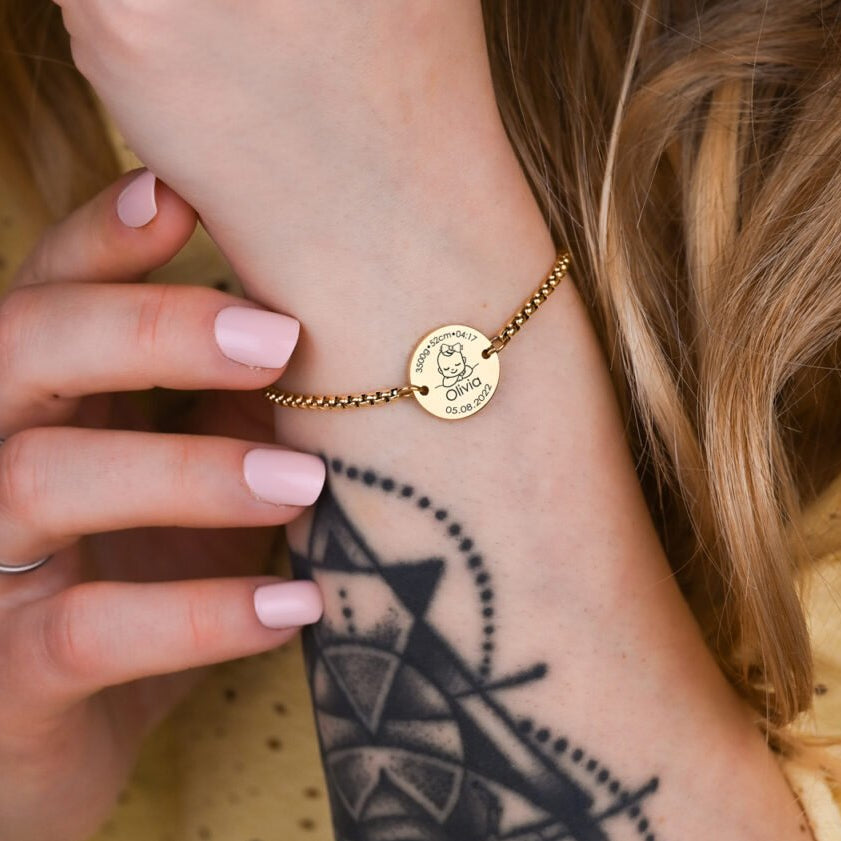✨ Pulseira Medalha Personalizada – Um Detalhe Que Conta Sua História